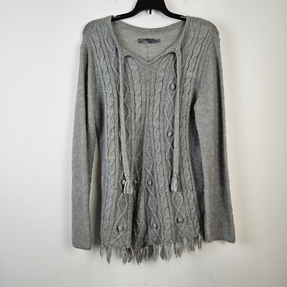 Prana Size Large Shelby Poncho Sweater Gray Knit Wool Blend Yoga Fringe - Picture 1 of 7